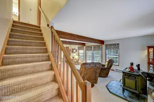 121 Canterbrook Dr, Lords Valley, PA 18428 - Photo 36