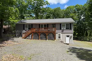 1011 Salem Pl, Lake Ariel, PA 18436 - Photo 2