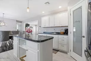 1011 Salem Pl, Lake Ariel, PA 18436 - Photo 16