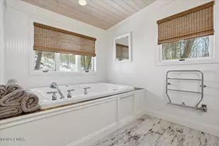 124 St Moritz Dr, Tafton, PA 18464 - Photo 26