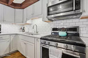 124 St Moritz Dr, Tafton, PA 18464 - Photo 14