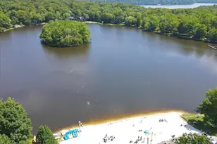 1086 Beaver Lake Dr, Lake Ariel, PA 18436 - Photo 88