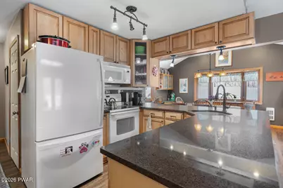 105 Westwood Lane, Hawley, PA 18428 - Photo 12