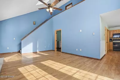 136 Evergreen Court, Hawley, PA 18428 - Photo 12