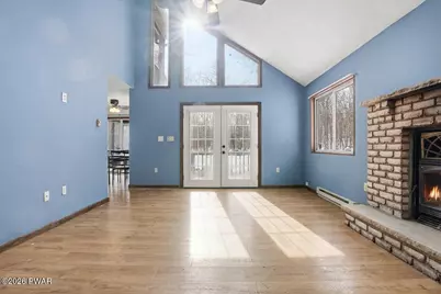 136 Evergreen Court, Hawley, PA 18428 - Photo 10