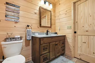 109 Lakeside Dr, Greentown, PA 18426 - Photo 56