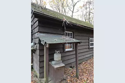 160 Five Mile Meadow, Dingmans Ferry, PA 18328 - Photo 16