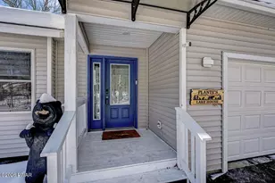 100 Forest Dr, Hawley, PA 18428 - Photo 4