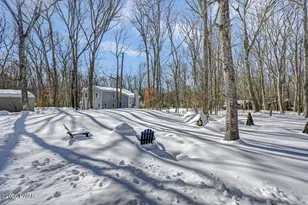 100 Forest Dr, Hawley, PA 18428 - Photo 60