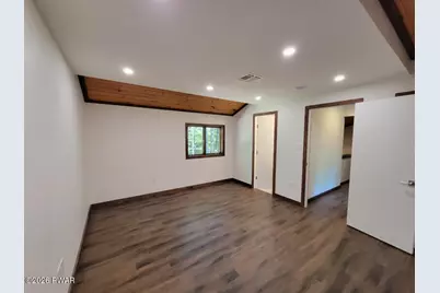 560 Rt 739, Hawley, PA 18428 - Photo 56