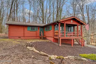 265 Parkwood Dr, Lake Ariel, PA 18436 - Photo 2