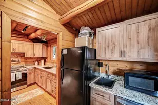 265 Parkwood Dr, Lake Ariel, PA 18436 - Photo 28