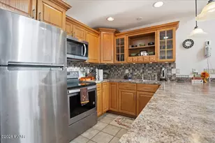 111 Candlewick Way, Lackawaxen, PA 18435 - Photo 20