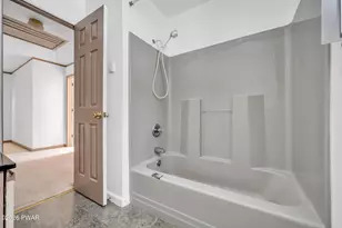 317 Marcel Dr, Dingmans Ferry, PA 18328 - Photo 18