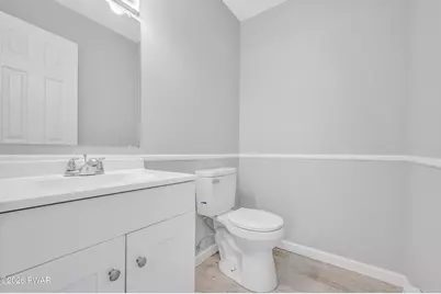 8574 Bumble Bee Way, Tobyhanna, PA 18466 - Photo 16