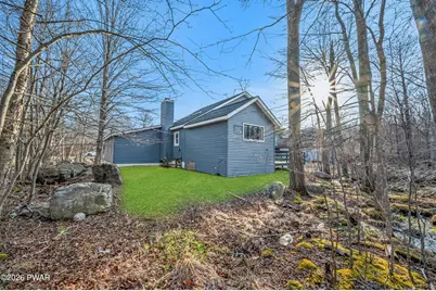 8574 Bumble Bee Way, Tobyhanna, PA 18466 - Photo 8