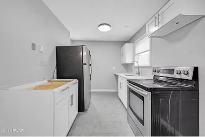 8574 Bumble Bee Way, Tobyhanna, PA 18466 - Photo 6