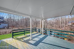 8574 Bumble Bee Way, Tobyhanna, PA 18466 - Photo 28