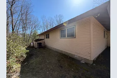 432 Maple Ridge Drive, Lords Valley, PA 18428 - Photo 8