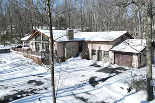 432 Maple Ridge Dr, Lords Valley, PA 18428 - Photo 6