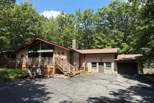 432 Maple Ridge Dr, Lords Valley, PA 18428 - Photo 34