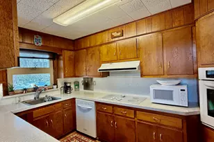 432 Maple Ridge Dr, Lords Valley, PA 18428 - Photo 12