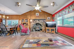 296 Chestnuthill Dr, Lake Ariel, PA 18436 - Photo 8