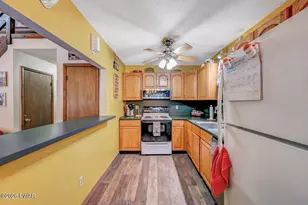 296 Chestnuthill Dr, Lake Ariel, PA 18436 - Photo 22