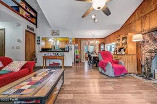 296 Chestnuthill Dr, Lake Ariel, PA 18436 - Photo 10