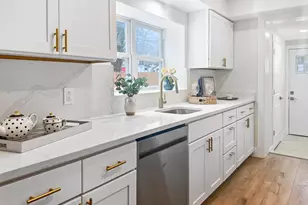 132 E Balsam Rd, Greentown, PA 18426 - Photo 10