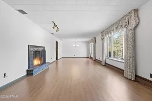 28 Valentine Dr, Hawley, PA 18428 - Photo 18
