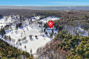 28 Valentine Dr, Hawley, PA 18428 - Photo 8