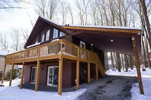 481 Lakeview Dr W, Lake Ariel, PA 18436 - Photo 2