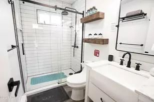 481 Lakeview Dr W, Lake Ariel, PA 18436 - Photo 32