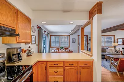 1055 Mountain Top Drive, Lake Ariel, PA 18436 - Photo 18