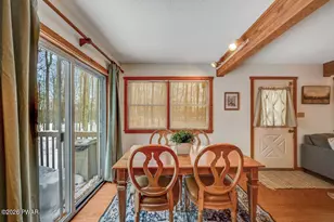 1055 Mountain Top Dr, Lake Ariel, PA 18436 - Photo 12