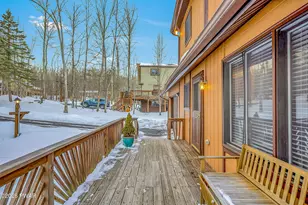 37 Parkwood Dr, Lakeville, PA 18436 - Photo 6