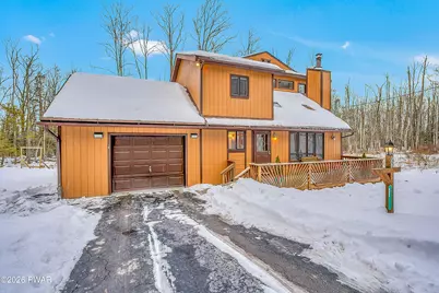 37 Parkwood Drive, Lakeville, PA 18436 - Photo 4