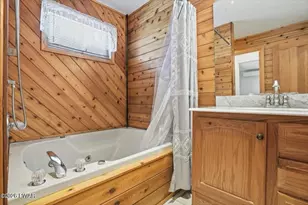 224 Remuda Dr, Lords Valley, PA 18428 - Photo 18