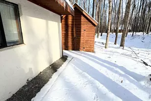 445 Lakewood Dr, Lake Ariel, PA 18436 - Photo 8