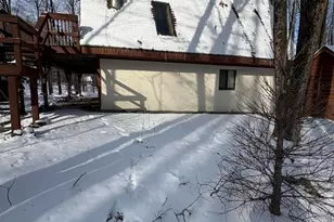 445 Lakewood Dr, Lake Ariel, PA 18436 - Photo 6