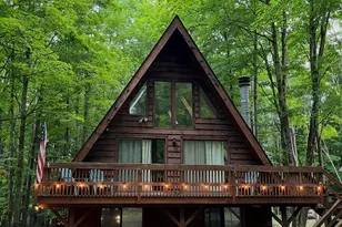 445 Lakewood Dr, Lake Ariel, PA 18436 - Photo 2