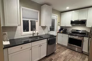 200 Avenue H, Matamoras, PA 18336 - Photo 2