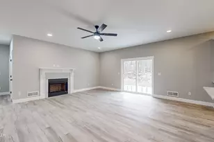 191 Conashaugh Trl, Milford, PA 18337 - Photo 12