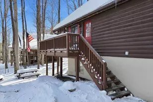 139 Lakeview Dr W, Lake Ariel, PA 18436 - Photo 6