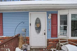 202 Fox Rd, Dingmans Ferry, PA 18328 - Photo 38