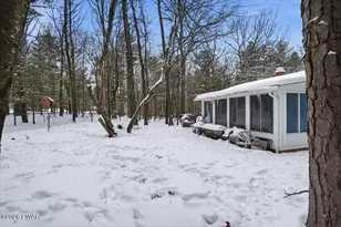 202 Fox Rd, Dingmans Ferry, PA 18328 - Photo 46