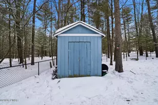 202 Fox Rd, Dingmans Ferry, PA 18328 - Photo 48