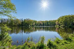 108 Mountain View Dr, Lords Valley, PA 18428 - Photo 4