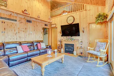 24 Lakeside Drive, Lakeville, PA 18438 - Photo 4